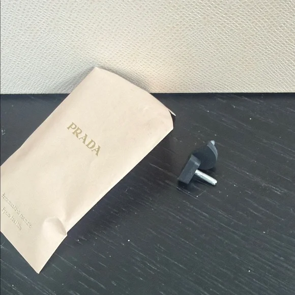 Prada Gray Suede Pointed-Toe Pumps - Calzature Donna - Picture 7 of 8